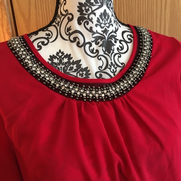 Daytrip Women’s Red Cut Out Sleeve Beaded Neck Button Up Back Blouse S - Picture 7 of 11